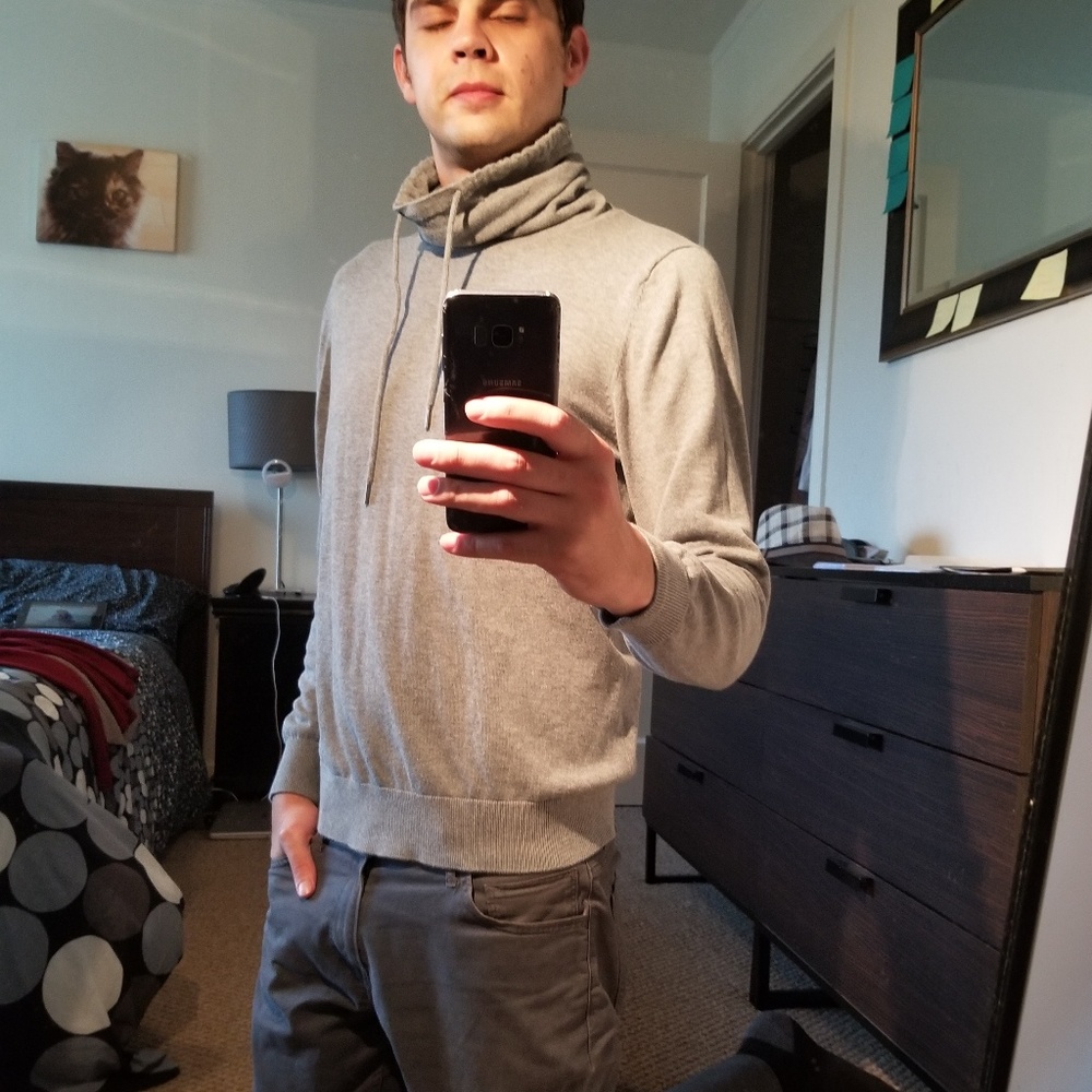 Sweater - Picture 2 of 2